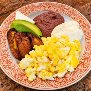 Típico Desayuno