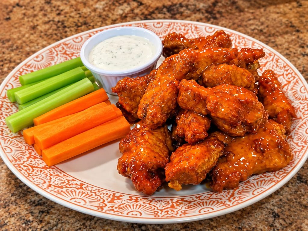 Buffalo Wings (6 Wings)